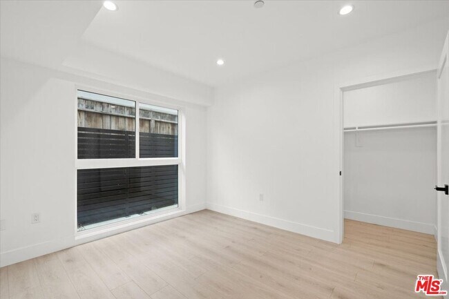 Building Photo - 4922 S Centinela Ave