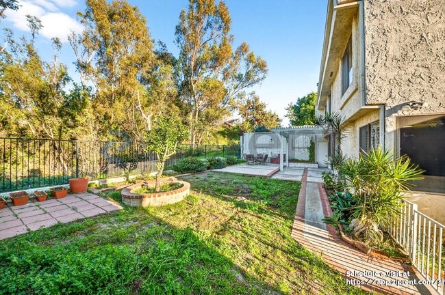 Building Photo - 24675 Mendocino Ct