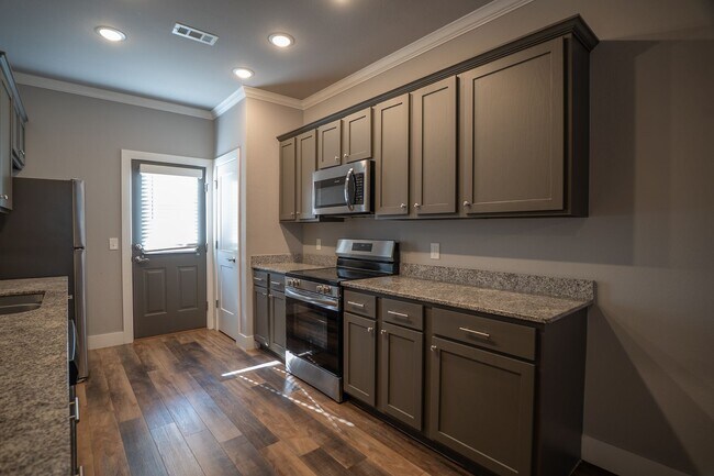 Building Photo - 3-bedroom, 2-bathroom home located in the beautiful Pea Ridge, AR