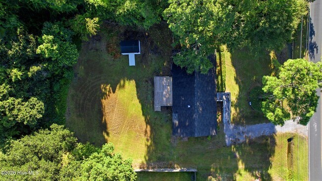 Building Photo - 130 Mohican Trail