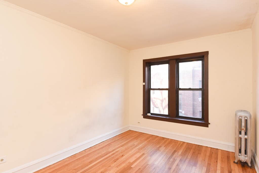 Building Photo - 3300 W Schubert Ave