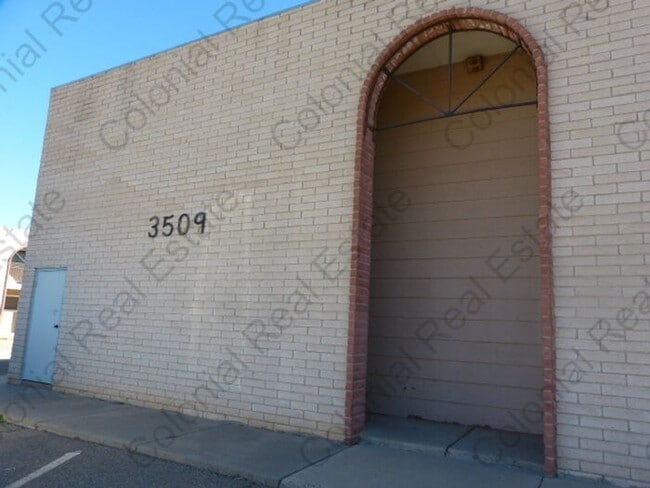Primary Photo - Cozy 1 Bedroom 1 bathroom Apartment For Rent