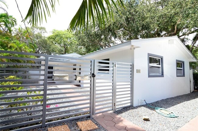 Building Photo - 3050 Virginia St