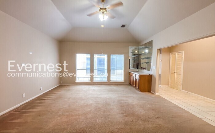 Building Photo - 3103 Hazy Park Dr