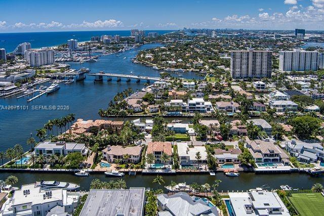 Building Photo - 2627 Castilla Isle