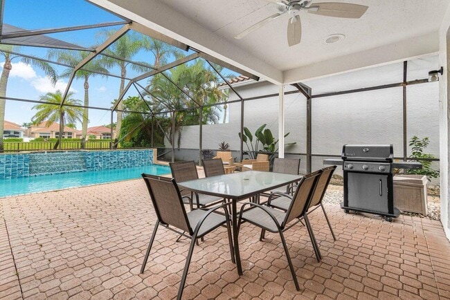 Building Photo - 17099 Ryton Ln