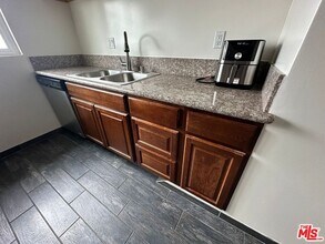 Building Photo - 4035 Inglewood Blvd