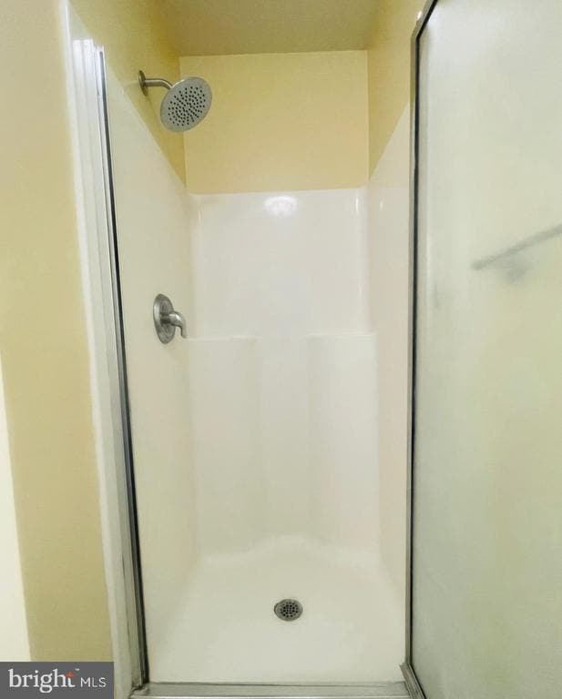 Building Photo - 711 Yorktown Blvd