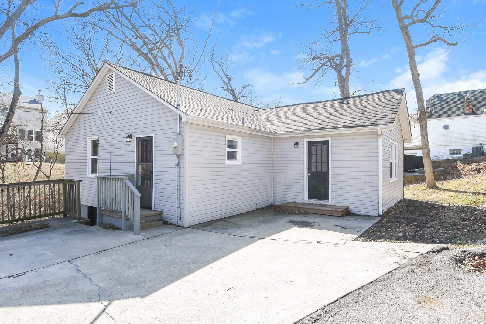 Building Photo - 3402 Longview Dr