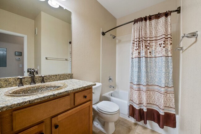 Building Photo - 9359 Las Ramblas Ct