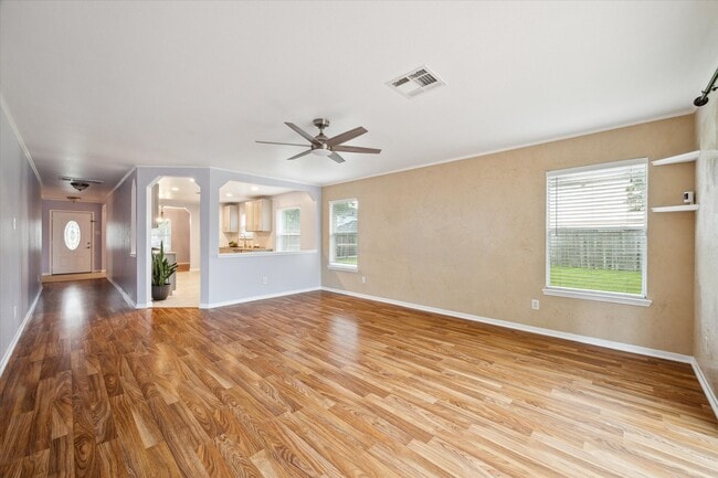 Building Photo - 3402 Fox Ct