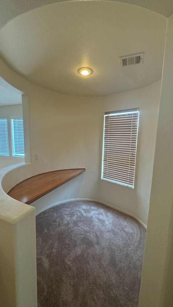 Building Photo - Welcome Home 3 or 4 BDRM SW Las Vegas