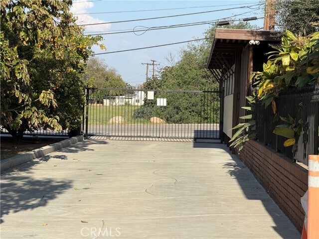 Building Photo - 3590 Buchanan St