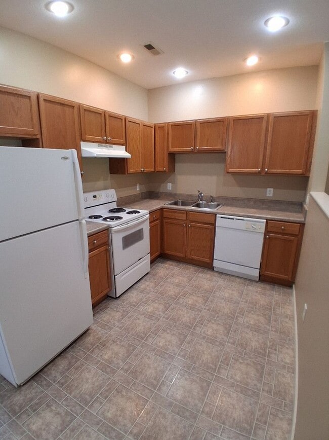 Interior Photo - Quiet 1 Bed / 1 Bath in the country
