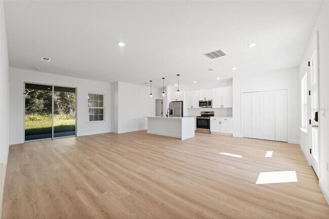 Building Photo - 3995 SW 134th St