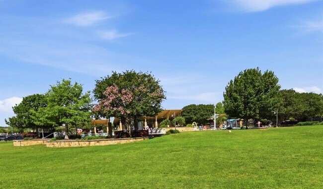 Building Photo - 373 Lacey Oak Lp