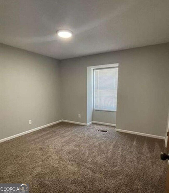 Building Photo - 3730 Old Flowery Branch Rd