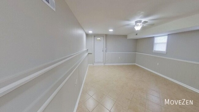 Building Photo - 7020 Mine Creek Ln