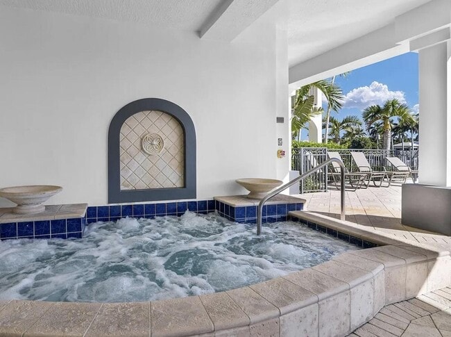 Building Photo - 3042 Waterside Cir