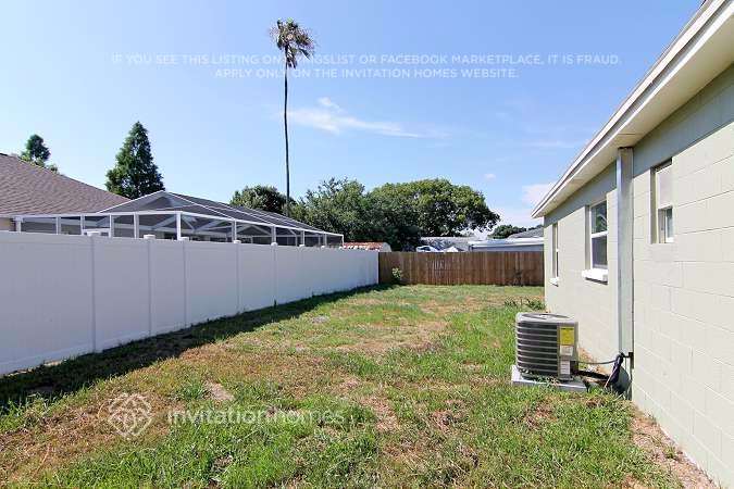 Building Photo - 14720 Mockingbird Ln E