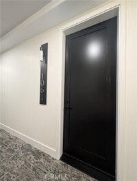 Building Photo - 402 W Grand Ave