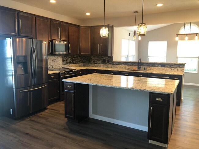 Building Photo - 1417 Hoovler Way