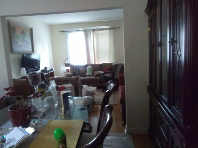 Building Photo - 29B Edgewood St