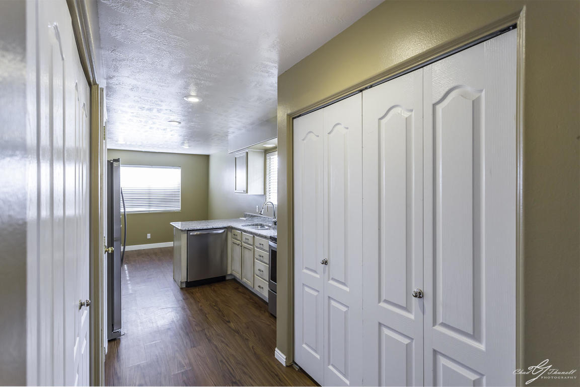 Building Photo - 2930 E 450 N