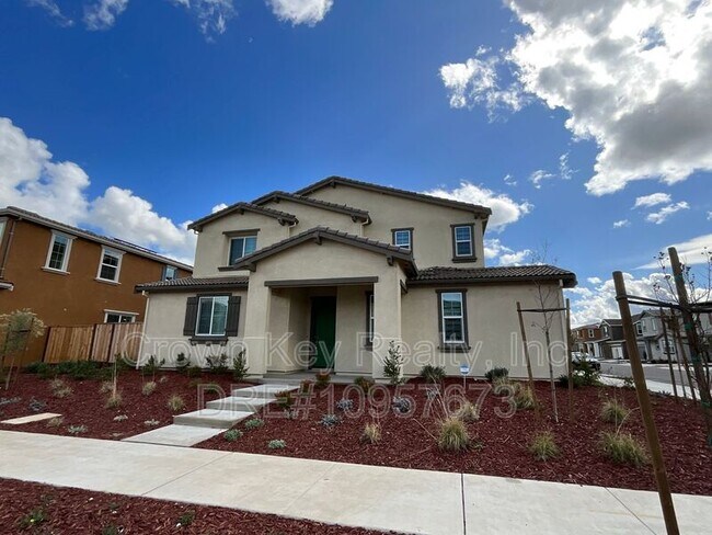 Primary Photo - 7236 Diamond Ave
