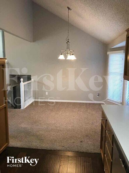 Building Photo - 8320 N Allenton Dr