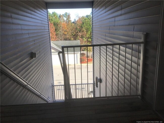 Building Photo - 616 Marshtree Ln