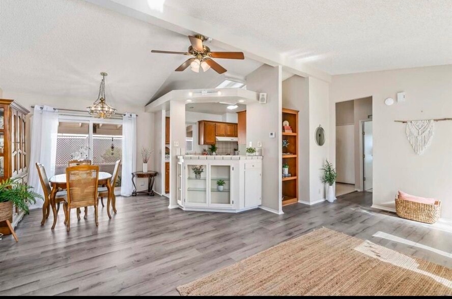 Building Photo - 2010 W San Marcos Blvd