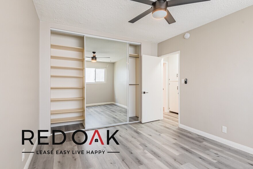 Building Photo - 929 N Genesee Ave