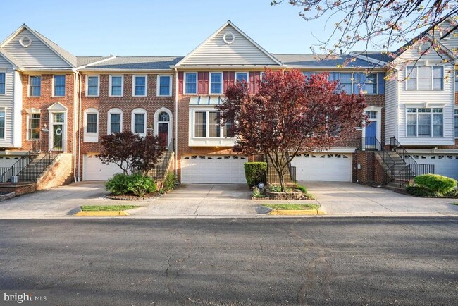 Building Photo - 6257 Harbin Dr