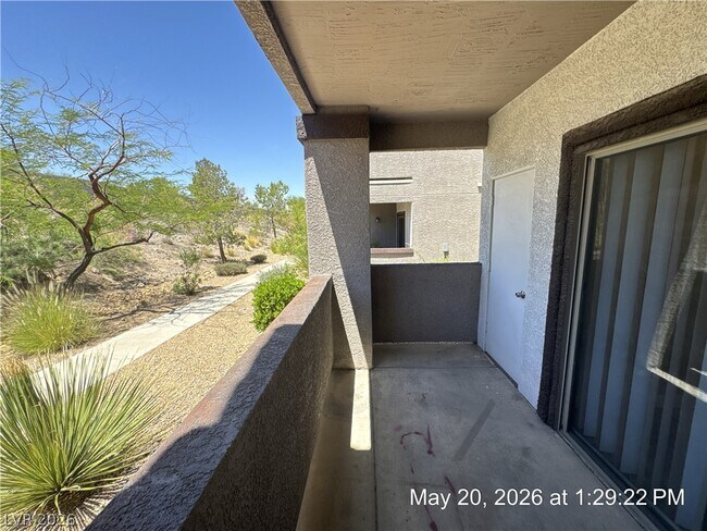 Building Photo - 45 Maleena Mesa St