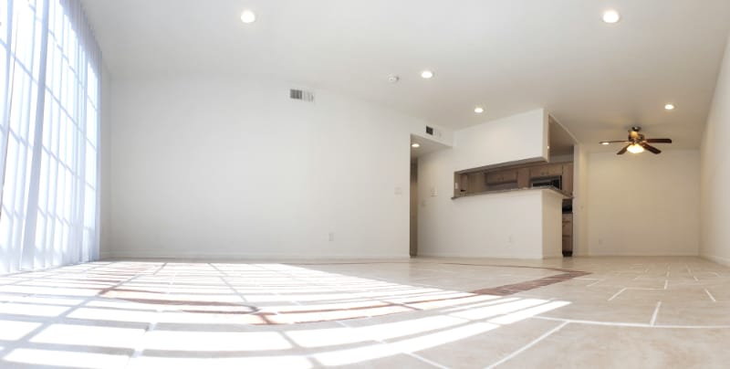 Building Photo - 11020 Hesby St