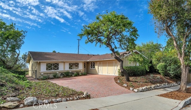 Building Photo - 28845 Briarhurst Dr