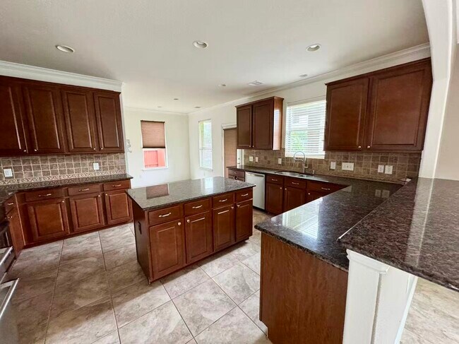 Building Photo - 12106 Coldwater Cove Ln