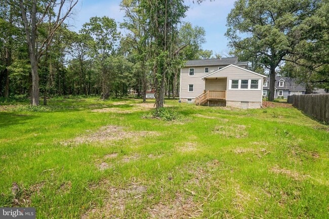 Building Photo - 1313 Paul Dr