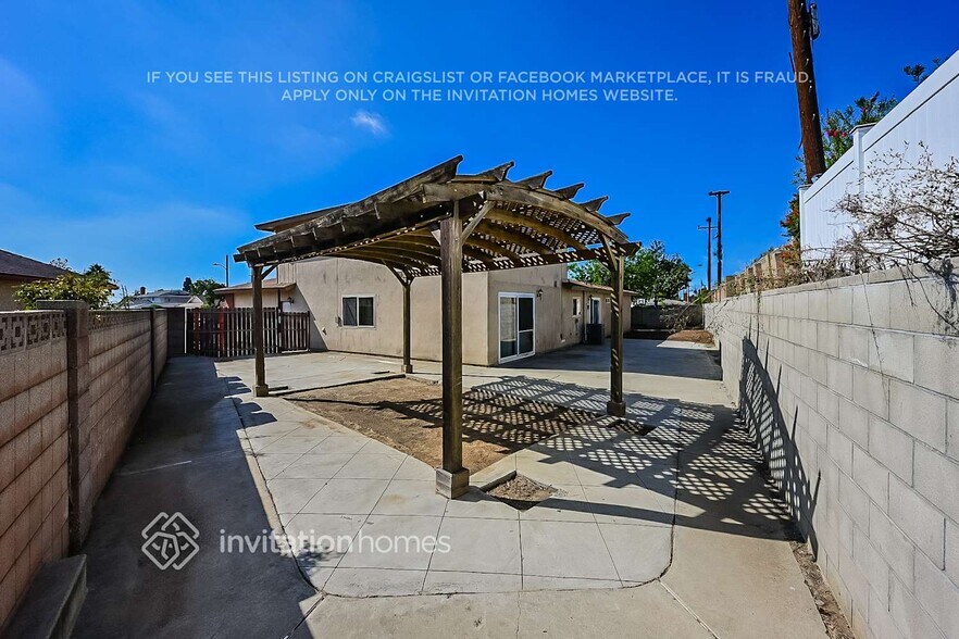 Building Photo - 19200 Midtown Ave