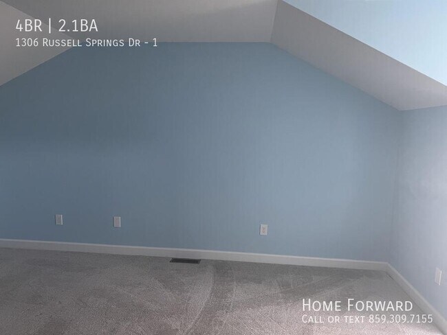 Building Photo - 1306 Russell Springs Dr