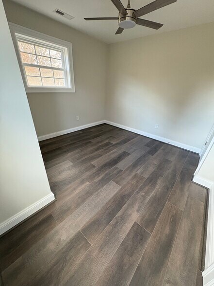 Building Photo - 3600 Moss Side Ave