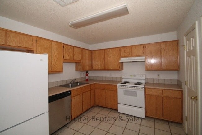 Primary Photo - Thunder Creek Duplex
