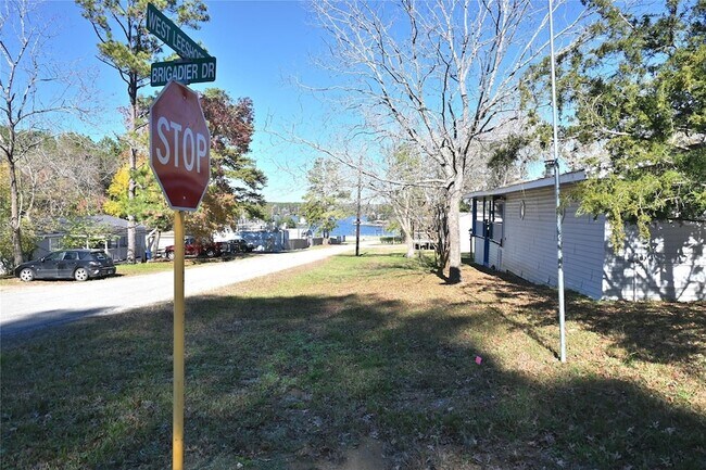 Building Photo - 13721 Brigadier Dr