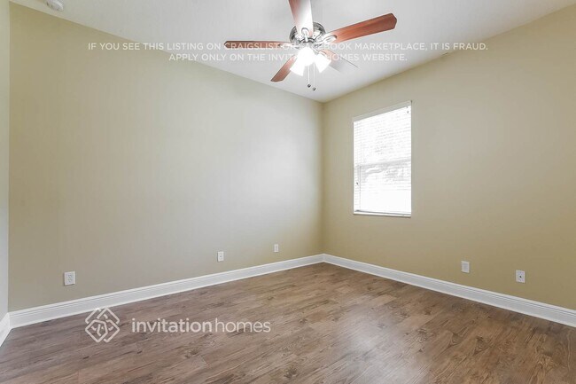 Building Photo - 1390 Stellar Dr