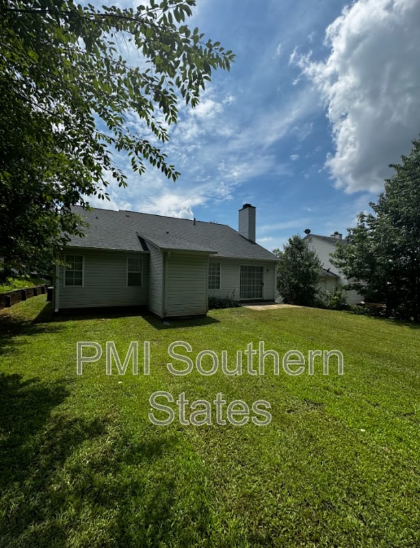 Building Photo - 100 Clear Lake Dr