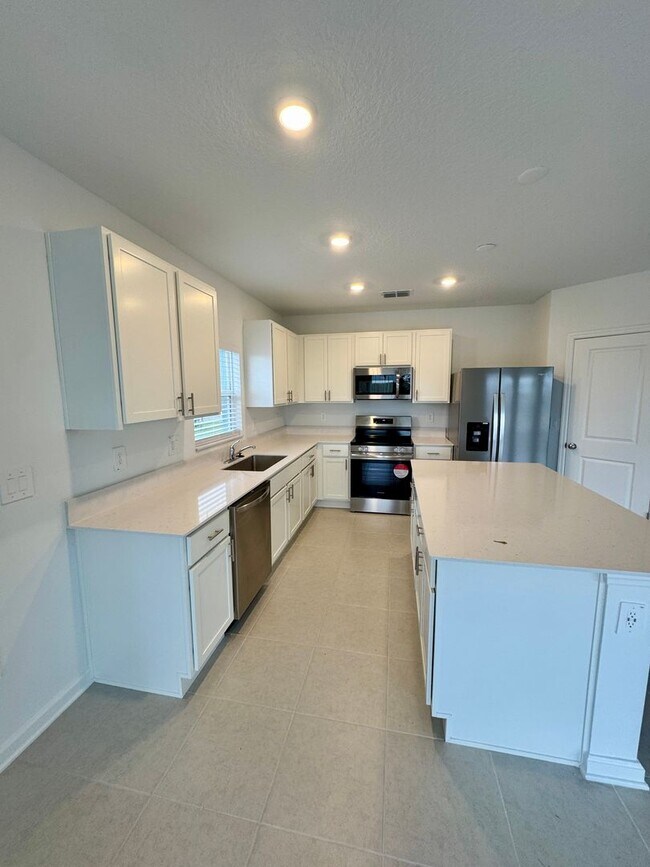 Building Photo - BRAND NEW HOME IN HIDDEN RIDEGE FOR RENT