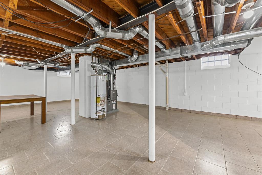 Building Photo - 46730 Romeo Plank Rd