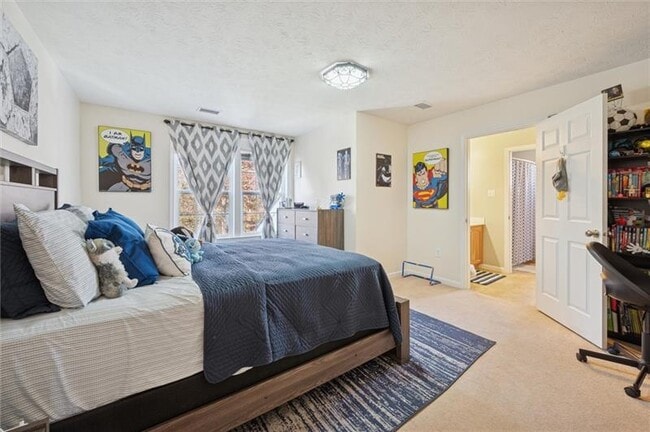 Building Photo - 1005 Autumn Woods Dr