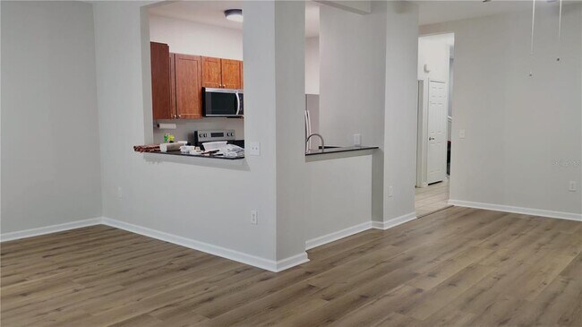 Building Photo - 8216 Downpatrick Ct